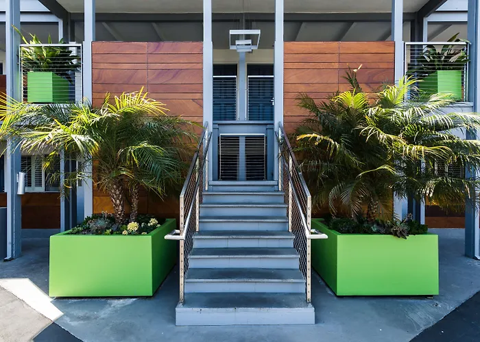 Menlo Park Hotels