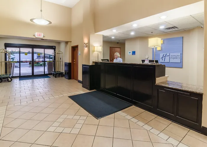 Holiday Inn Express Hotel & Suites Vinita By Ihg