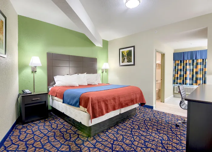 Rodeway Inn & Suites Ithaca
