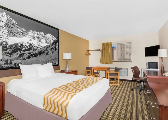 Travelodge By Wyndham Loveland/Fort Collins Area