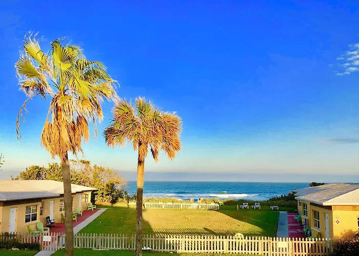 Ocean Front Paradise Resort Melbourne