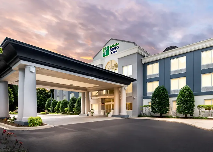 Holiday Inn Express & Suites Sylva / Dillsboro By Ihg