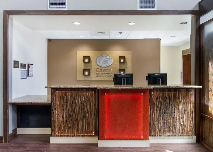 Comfort Suites Odessa Near University