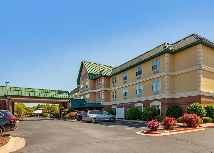 Comfort Inn & Suites Fayetteville-University Area