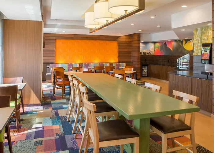 Fairfield Inn & Suites By Marriott Columbus