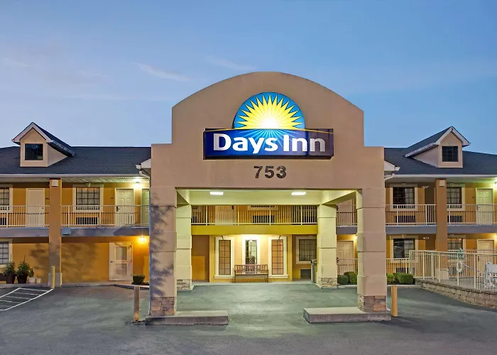 Days Inn By Wyndham Marietta White Water