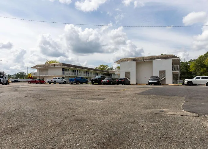 Motel 6-Lufkin, Tx