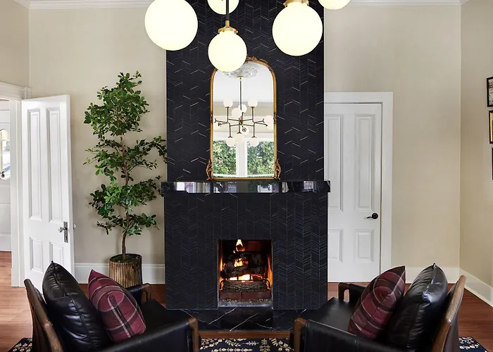 Gosby House Inn, A Four Sisters Inn Pacific Grove