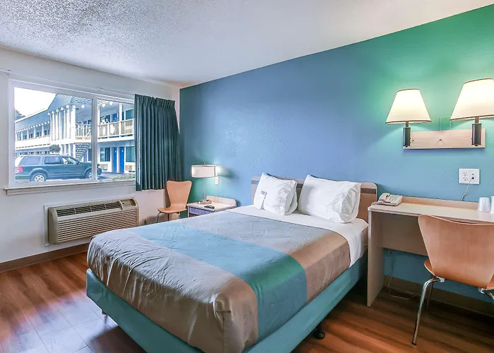 Motel 6-Coos Bay, Or