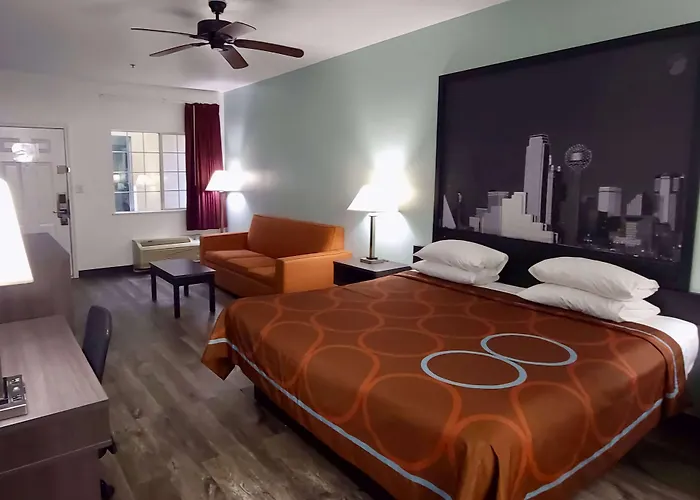 Scottish Inns & Suites Forney