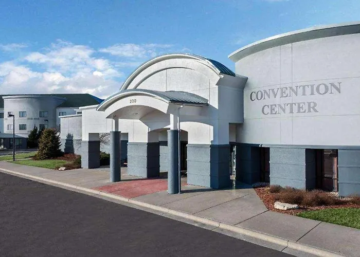 Sonesta Essential Junction City