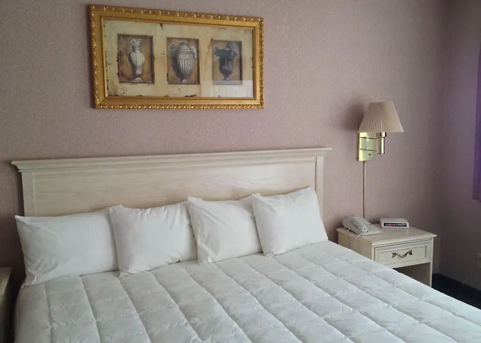 Parkside Inn Bridgeview Mackinaw City