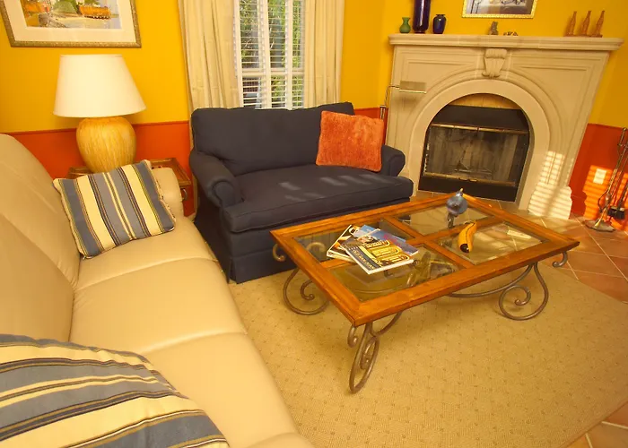 Hidden Garden Cottages & Suites Saugatuck