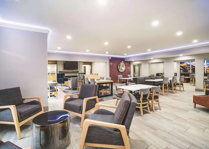 La Quinta By Wyndham Chattanooga North - Hixson