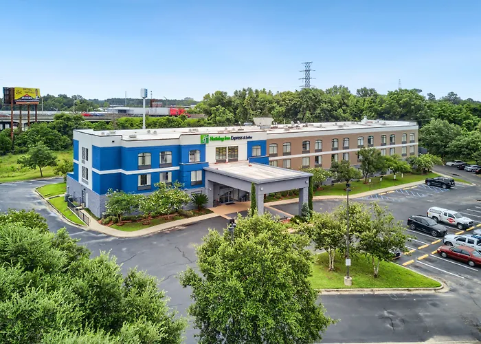 Holiday Inn Express & Suites - Mobile - I-65 By Ihg