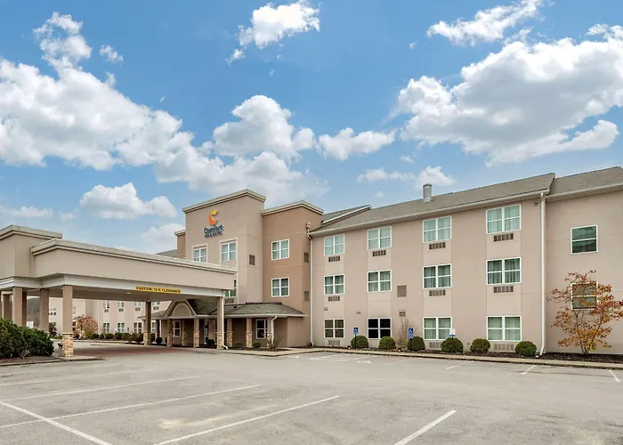 Comfort Inn & Suites Northern Kentucky Wilder