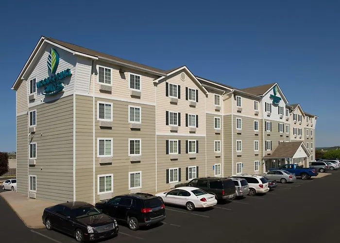 Woodspring Suites Topeka