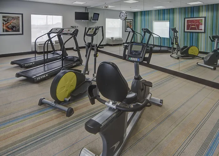 Holiday Inn Express & Suites Cookeville By Ihg
