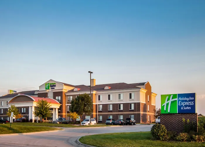 Holiday Inn Express Hotel & Suites Altoona-Des Moines By Ihg