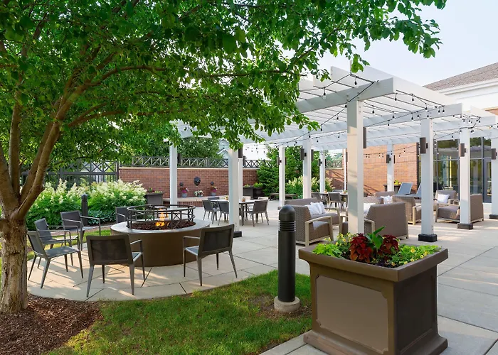 Courtyard By Marriott Madison West / Middleton Hotel