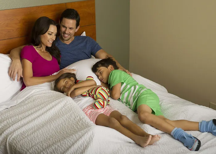 Woodspring Suites Kansas City Lenexa