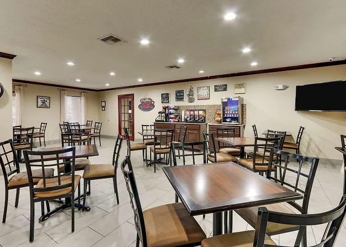 Best Western Plus University Inn & Suites Wichita Falls