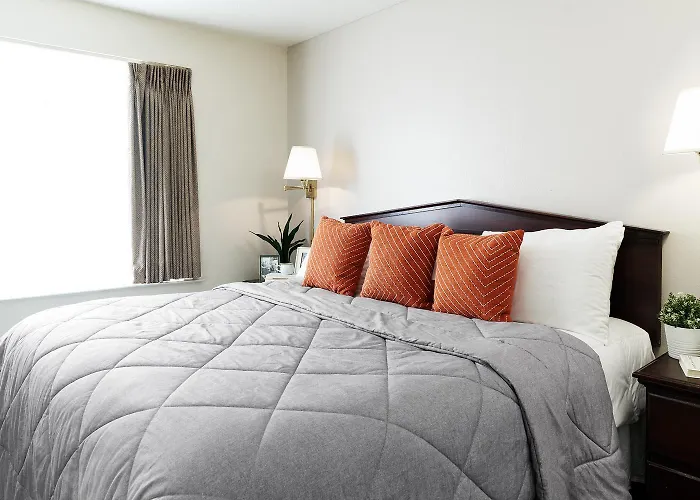 Intown Suites Extended Stay Mobile Al - Tillmans Corner