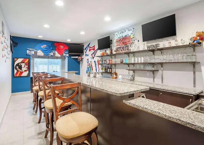 Microtel Inn & Suites By Wyndham Brooksville Ridge Manor