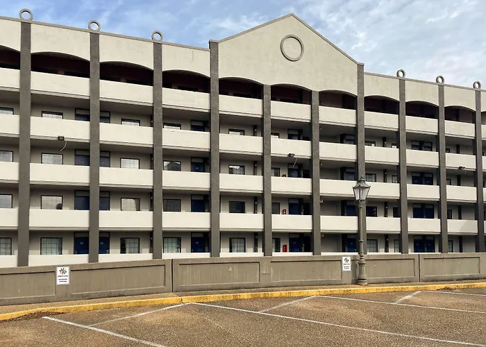 Studio 6 Vicksburg, Ms- Downtown