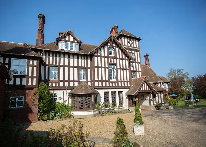 Sandringham Hotels