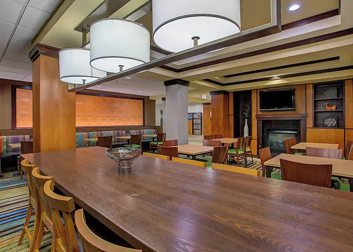 Fairfield Inn & Suites Kodak
