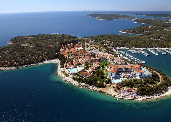 Pula Hotels