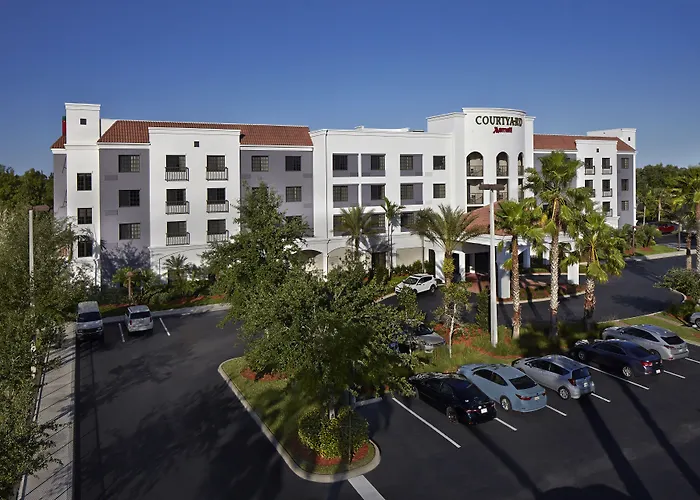 Courtyard By Marriott Stuart Hotel