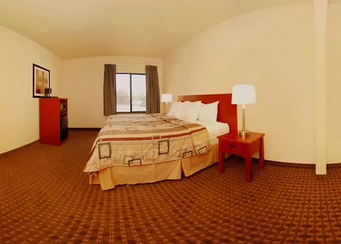 Sleep Inn & Suites Gonzales Near Palmetto State Park