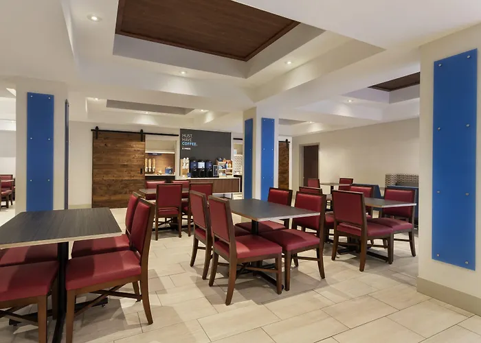 Holiday Inn Express Hotel & Suites Durant By Ihg