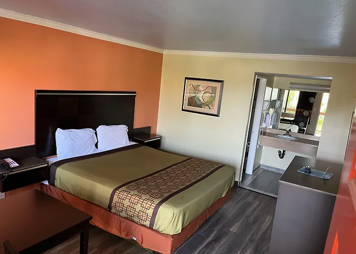 Rivera Inn & Suites Motel Pico Rivera