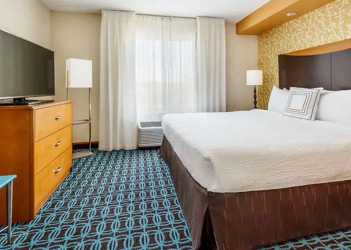Fairfield By Marriott Peoria East Hotel