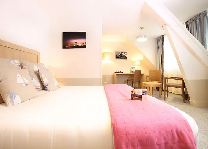 La Trinite-sur-Mer Hotels