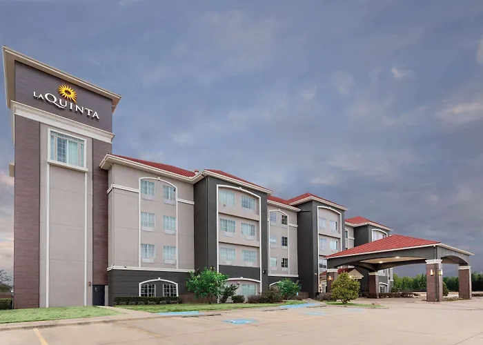 La Quinta By Wyndham Mt. Pleasant Hotel Mount Pleasant