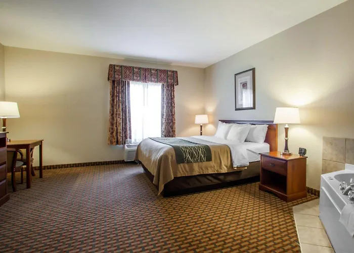 Comfort Inn & Suites Harrisonville