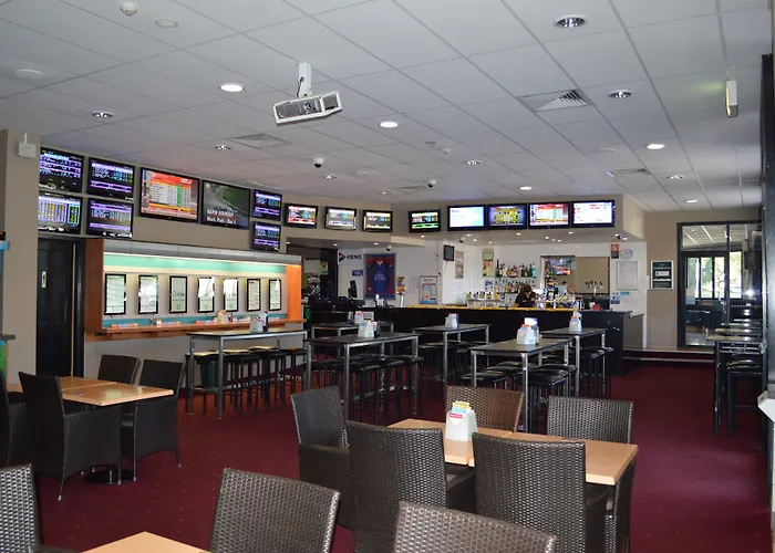 New Lambton Hotels