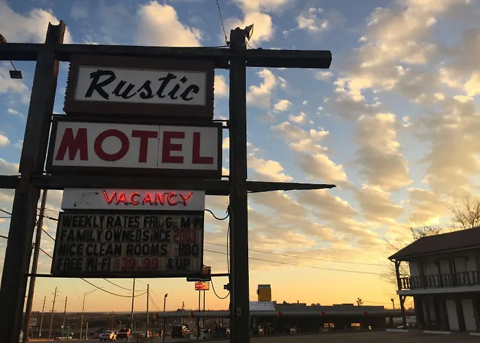 Rustic Motel Rolla