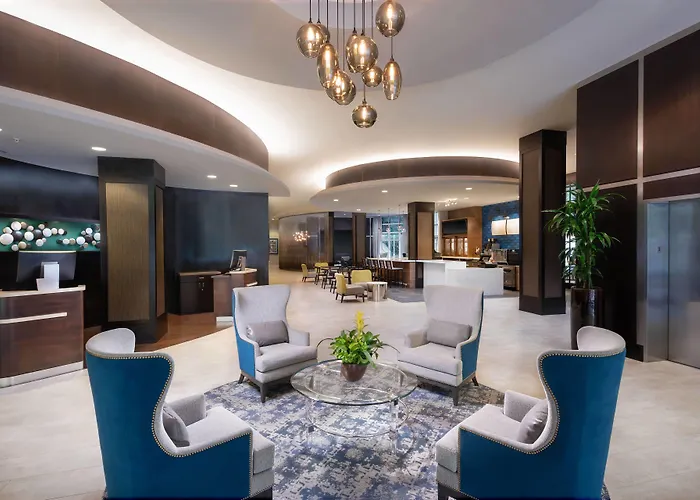 Courtyard By Marriott Greenville Downtown