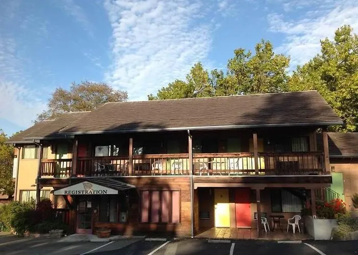 Humboldt Redwoods Inn Garberville