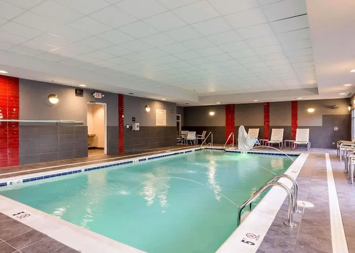 Comfort Suites Williamsburg Historic Area