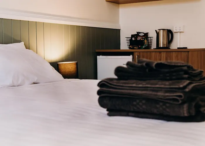 Bombala Hotels