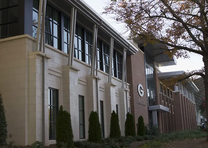 The University Of Georgia Center For Continuing Education & Hotel Athens