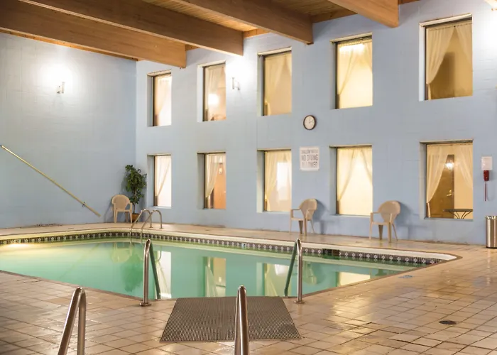 The Ridge Motor Inn Portage