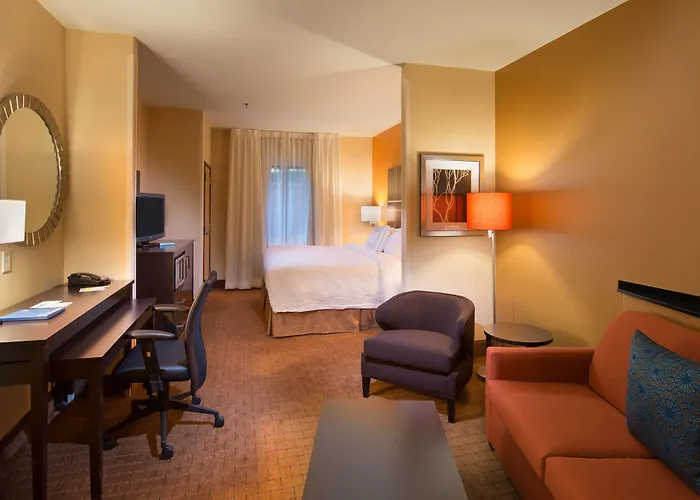 Fairfield Inn & Suites By Marriott Gainesville