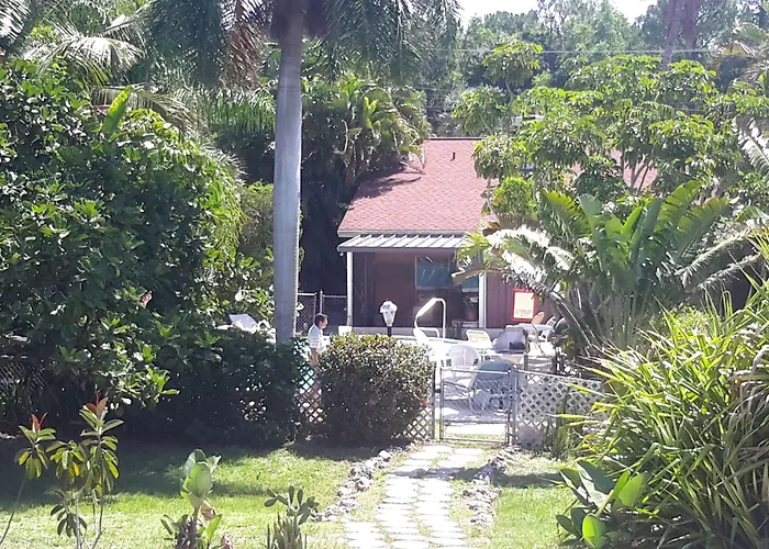 Conty'S Motel Naples Manor